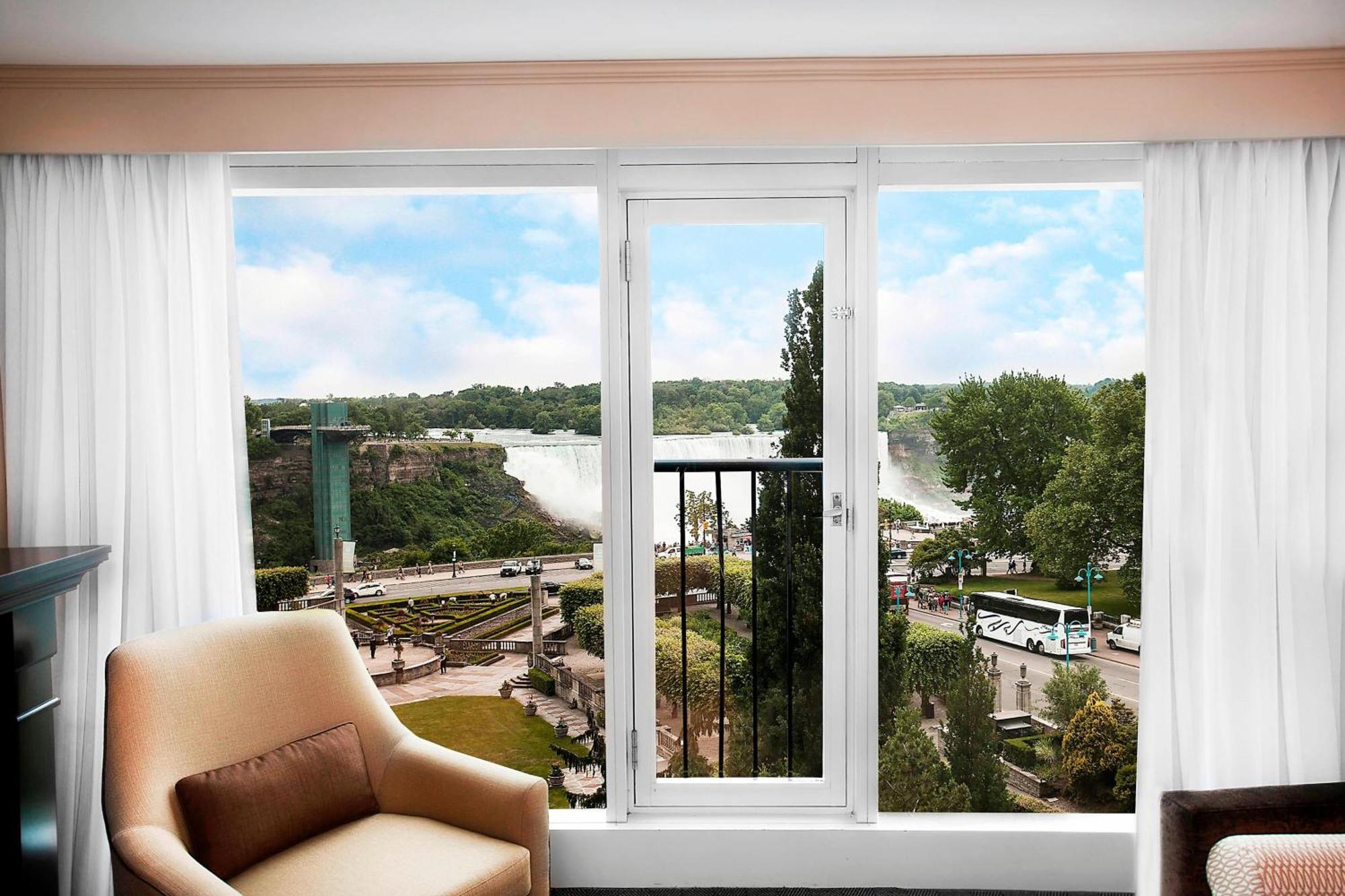Hotel Sheraton Fallsview 4*
